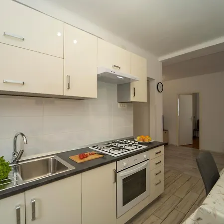 Apartment Sunny Vela Luka